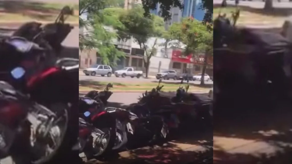 Fotos de Motorista provoca queda de motos estacionadas em avenida de Maringá; vídeo mostra a cena