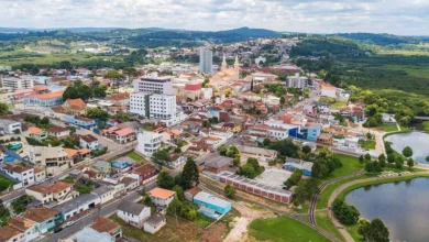 Fotos de Prefeitura tem concurso público aberto com 94 vagas e salário de R$ 7,4 mil