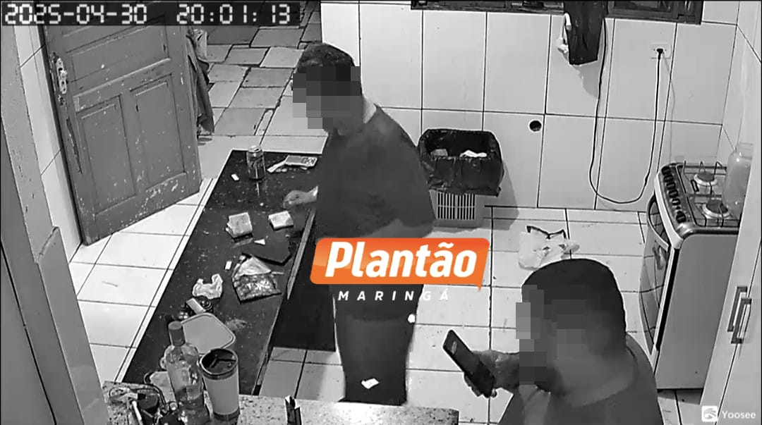 Operação Paquistão: biqueira com sistema de segurança entrega traficantes em Maringá Foto 2 Fotos de Operação Paquistão: biqueira com sistema de segurança entrega traficantes em Maringá