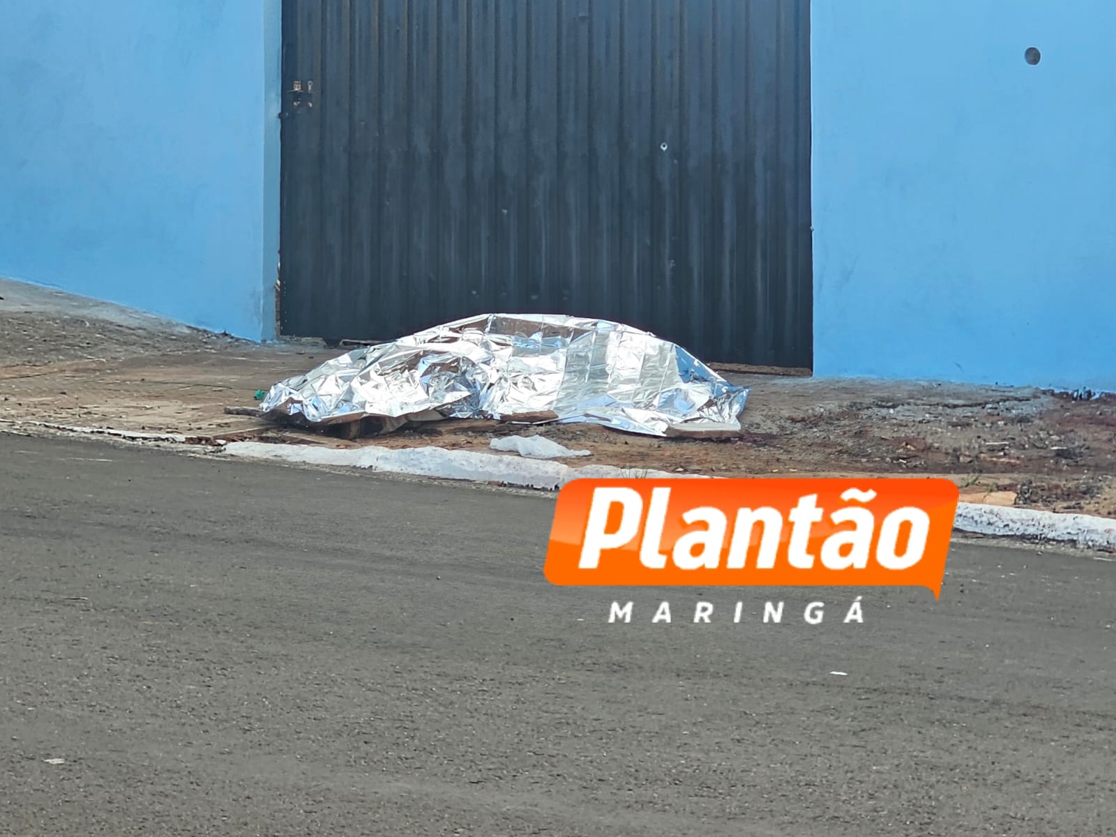 Fotos de AGORA - Homem é morto a tiros em praça de Mandaguaçu