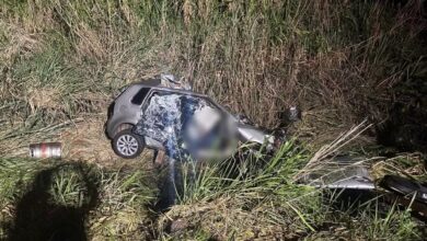 Fotos de Cinco pessoas morrem em batida entre carro e caminhão na região