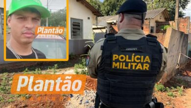 Fotos de Homem é assassinado dentro da própria residência; casal foge após crime