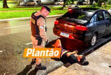 Fotos de Homem é socorrido em estado grave após cair em emboscada e ser esfaqueado, em Maringá