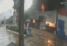 Fotos de Imagens mostram início de incêndio que devastou empresa em Maringá