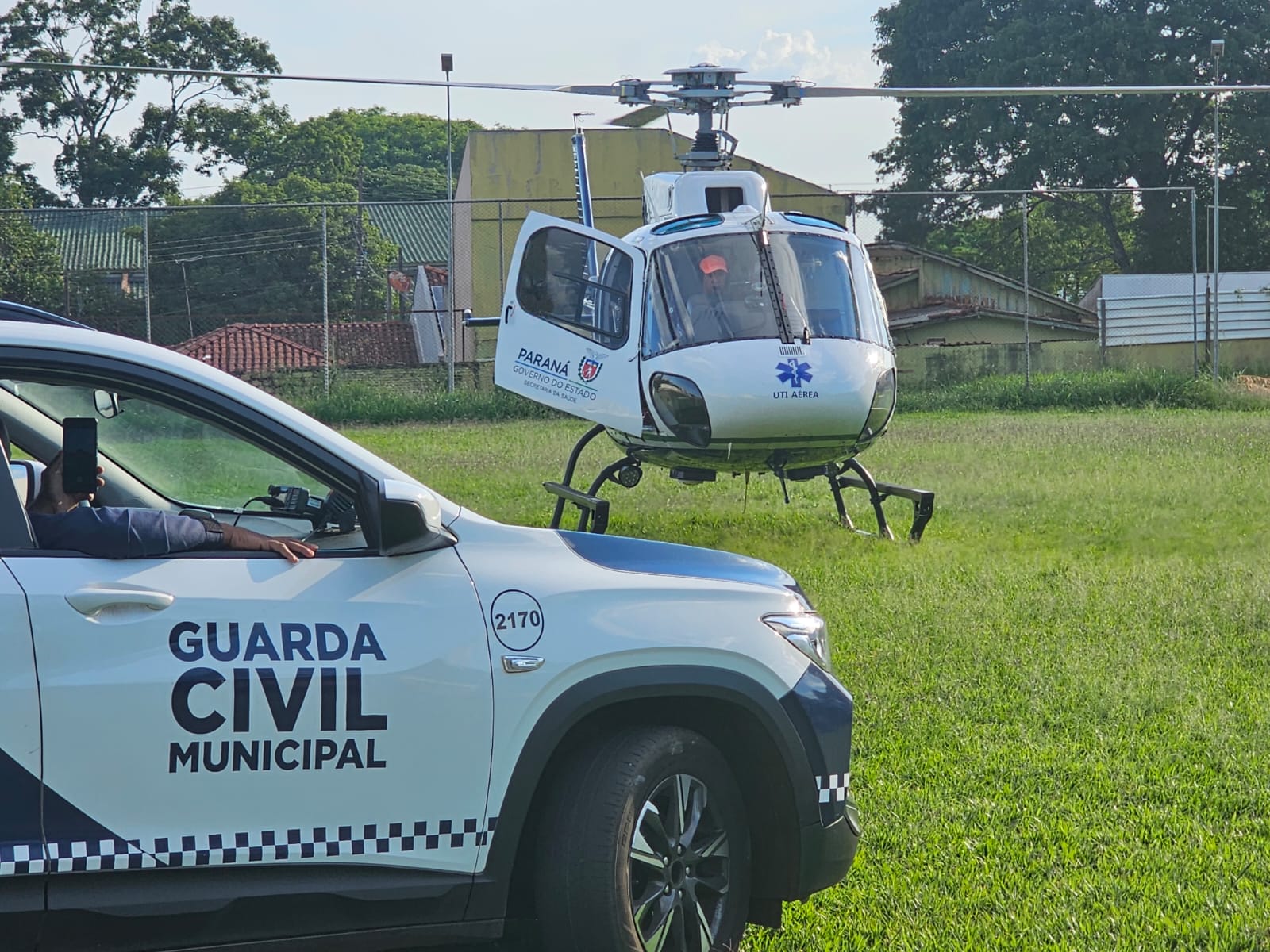 Fotos de Jovem gravemente ferido em acidente na região é encaminhado de helicóptero para hospital de Maringá