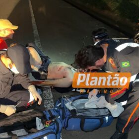 Fotos de Motociclista fica em estado gravíssimo após cair de aproximadamente oito metros no Contorno Norte de Maringá