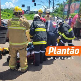 Fotos de Motorista da coleta seletiva corre risco de perder os movimentos das pernas após caminhão tombar em Maringá