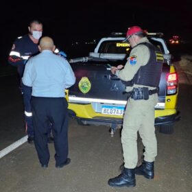 Fotos de Pedestre fica gravemente ferido após ser atropelado por ônibus na PR-317, na região de Maringá
