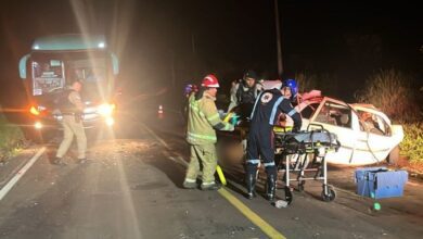 Fotos de Seis pessoas morrem em grave colisão entre ônibus e carro na região