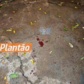 Adolescente é esfaqueada ao ser atacada por casal, em Sarandi Foto 6 Fotos de Adolescente é esfaqueada ao ser atacada por casal, em Sarandi