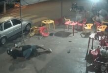 Fotos de Câmera registra execução em Mandaguaçu; vítima entrou em luta corporal com criminoso