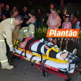 Colisão entre duas motos deixa três feridos em Maringá Foto 4 Fotos de Colisão entre duas motos deixa três feridos em Maringá