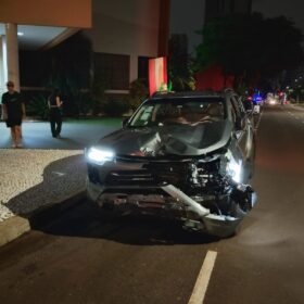 Imagens fortes: câmera flagra acidente que matou jovem motociclista no Paraná Foto 3 Fotos de Imagens fortes: câmera flagra acidente que matou jovem motociclista no Paraná