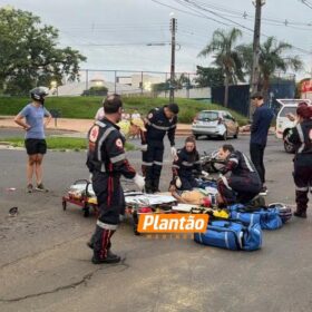 Fotos de Motociclista sofre ferimentos graves após batida em cruzamento, em Maringá; vídeo