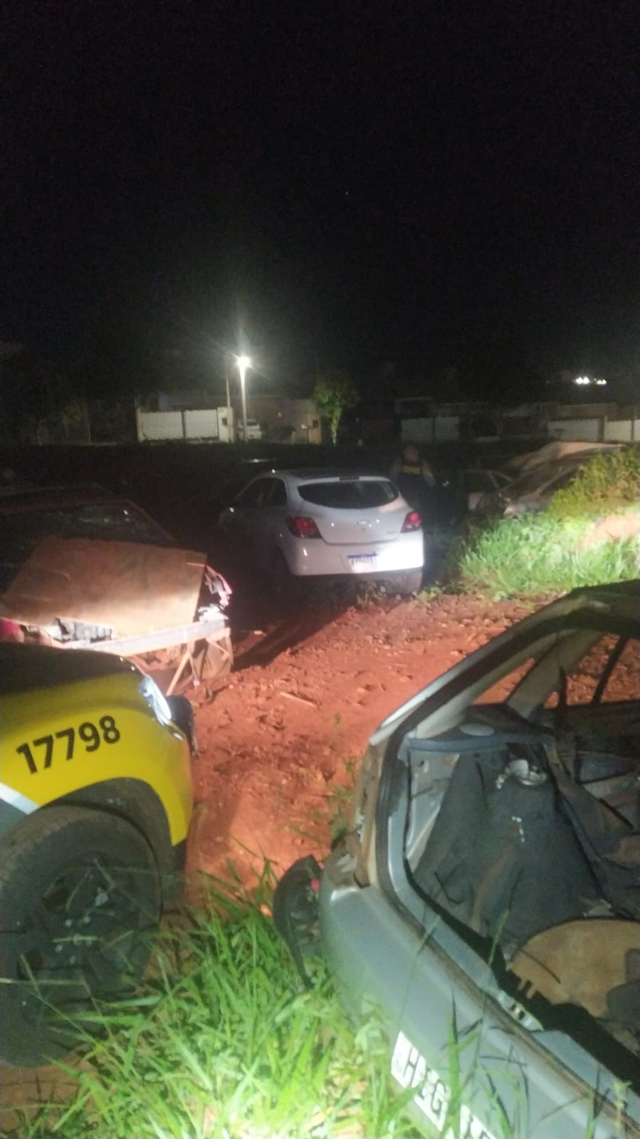 Fotos de Motorista de aplicativo é rendido por casal e tem carro roubado durante corrida entre Maringá e Sarandi; Suspeitos foram presos