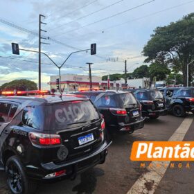Policiais do Choque que participaram de confronto presenciam acidente e socorrem advogado em Maringá Foto 1 Fotos de Policiais do Choque que participaram de confronto presenciam acidente e socorrem advogado em Maringá
