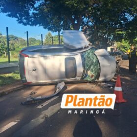 Após furtarem veículo, suspeitos capotam carro durante fuga em Maringá Foto 4 Fotos de Após furtarem veículo, suspeitos capotam carro durante fuga em Maringá