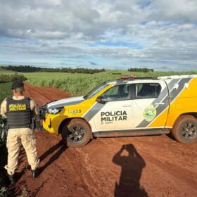 Fotos de Ex-companheiro esfaqueia mulher grávida e leva criança durante fuga na região