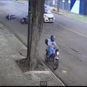 Família pede ajuda para localizar motociclista que causou acidente e fugiu sem prestar socorro em Maringá; vítima ficou 4 dias na UTI Foto 1 Fotos de Família pede ajuda para localizar motociclista que causou acidente e fugiu sem prestar socorro em Maringá; vítima ficou 4 dias na UTI