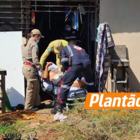 Fotos de Homem é esfaqueado abdômen após briga em Sarandi