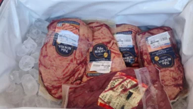 Fotos de Homem é flagrado tentando furtar 6 kg de picanha em supermercado em Maringá