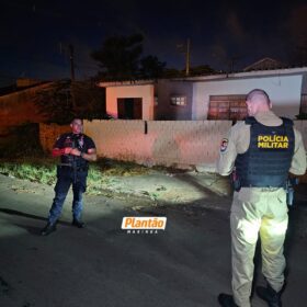 Fotos de Após colocar fogo na mulher, homem retorna à residência, tenta incendiar a casa e acaba preso enquanto dormia em uma barraca infantil em Sarandi