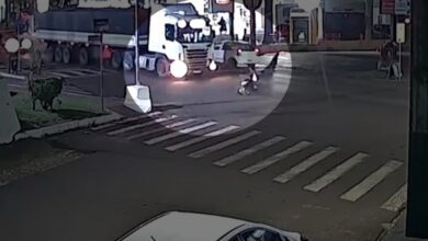 Fotos de Vídeo mostra mulher cadeirante sendo atropelada por carreta