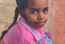 Fotos de Polícia procura suspeito de esfaquear mulher e sequestrar menina na região