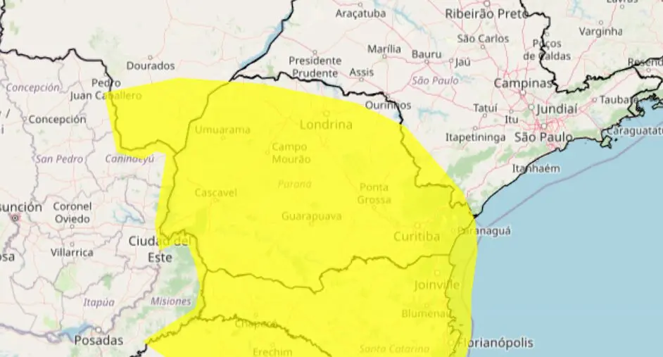 Fotos de Tempo ‘fecha’ e 382 cidades do entram em alerta de tempestade no Paraná; veja a lista completa