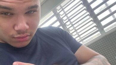 Fotos de Vídeo registra desespero de mãe ao ouvir tiros e encontrar filho morto ao lado de curso onde ela estudava em Maringá