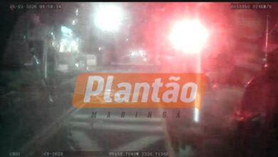 Fotos de Câmera registra ônibus sendo arrastado por trem em Sarandi