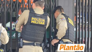 Fotos de Cliente e barbeiro são mortos a tiros dentro de barbearia em Maringá