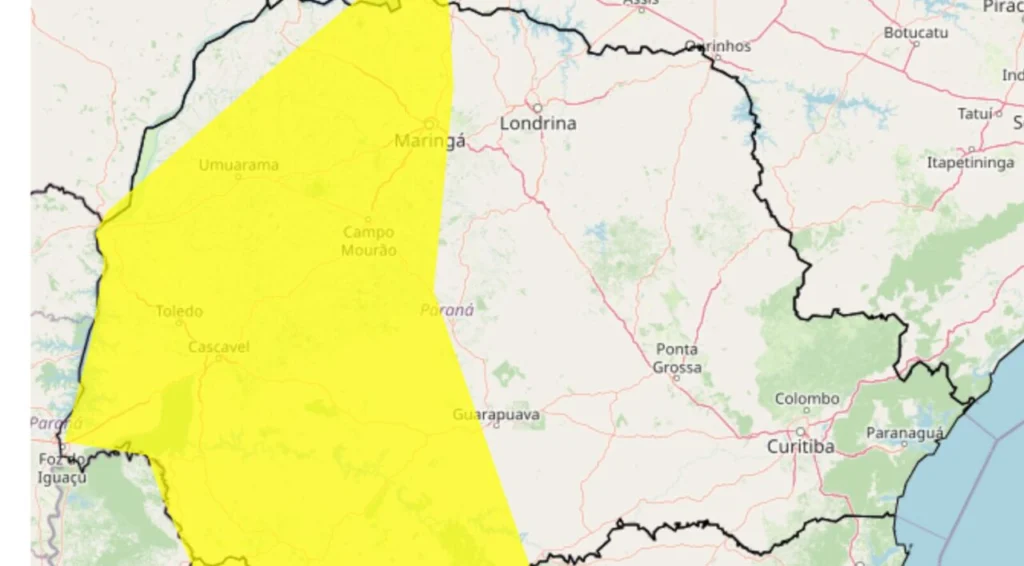 Fotos de Frente fria deixa o Paraná em alerta de chuvas de 50 mm e ventos de 60 km/h em 235 cidades; veja a lista