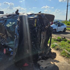 Fotos de Homem de Maringá morre em grave acidente na BR-376 entre Mandaguari e Marialva