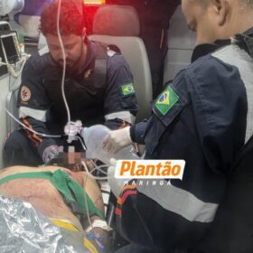 Fotos de Homem é esfaqueado e fica em estado gravíssimo após ataque em Sarandi; crime foi registrado por câmera