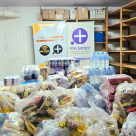 Fotos de Iniciativa “Fechados com a Bless” arrecada mais de 1 tonelada de alimentos e beneficia famílias em Maringá