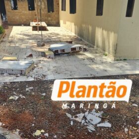 Fotos de Motociclista é arremessado contra muro em batida com caminhão em Maringá; vídeo mostra momento do impacto