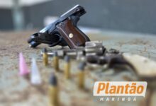 Fotos de Trio armado com pistola e revólver é preso após furar sinal na frente da viatura da RPA em Maringá