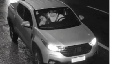 Fotos de Vídeo viral de Maringá mostra ‘multa de trânsito por beijo’ e verdade surpreende; entenda