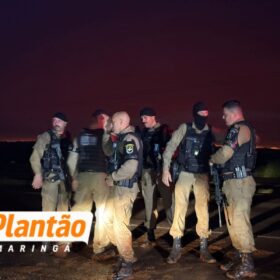 Fotos de Piratas do asfalto são flagrados roubando carreta e trocam tiros com a polícia