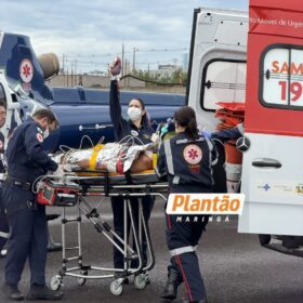 Fotos de Acidente impressionante deixa osso da vítima atravessado na lataria de carro