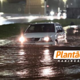 Fotos de Alagamentos provocam transtornos e prejuízos após temporal em Maringá