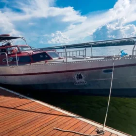 Fotos de Bandidos rendem casal, jogam vítimas no Rio Paraná e roubam veleiro de R$ 800 mil em Porto Rico