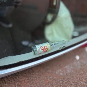 Fotos de Câmera flagra motorista com sinais de embriaguez provocando acidente e tombando carro em Maringá