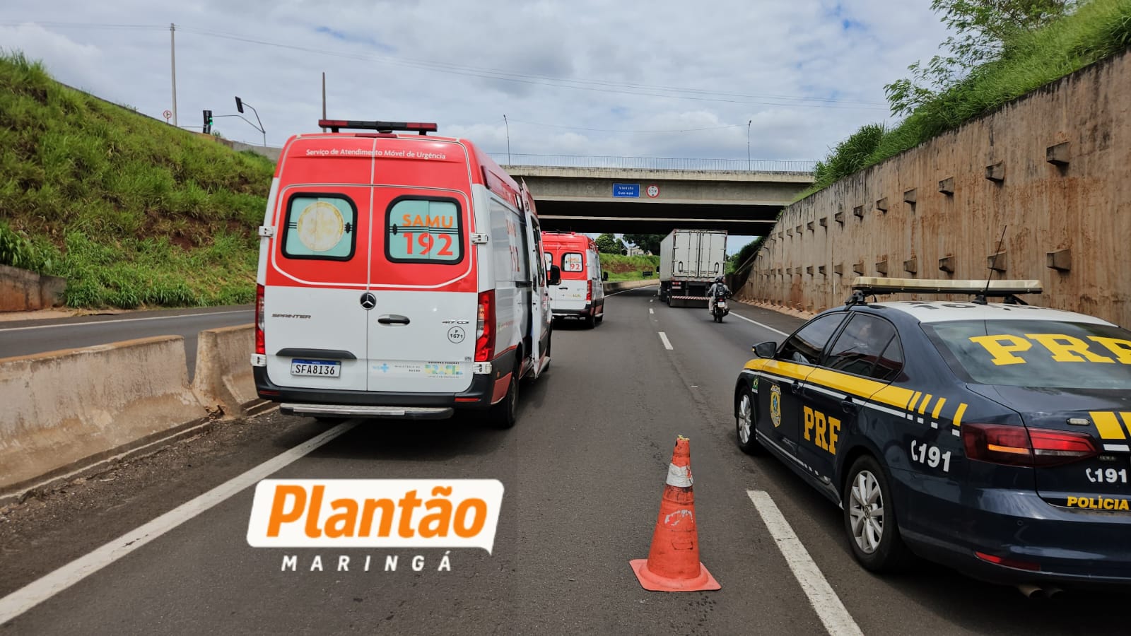 Fotos de Casal fica ferido após queda de moto no Contorno Norte de Maringá