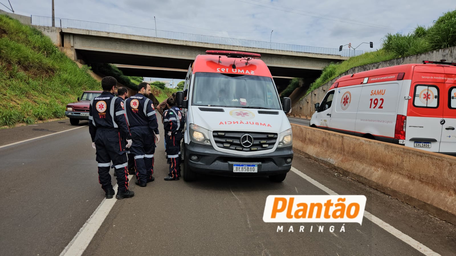 Casal fica ferido após queda de moto no Contorno Norte de Maringá Foto 7 Fotos de Casal fica ferido após queda de moto no Contorno Norte de Maringá