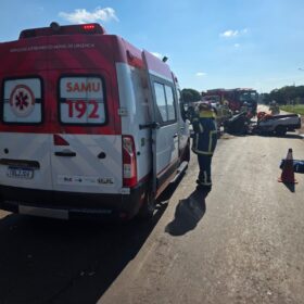 Fotos de Flagrante: Grave acidente no Contorno Sul de Maringá deixa motorista ferido e preso às ferragens; vídeo