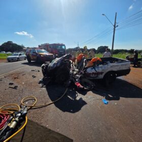 Fotos de Flagrante: Grave acidente no Contorno Sul de Maringá deixa motorista ferido e preso às ferragens; vídeo