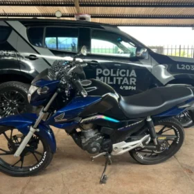 Fotos de Idoso de 64 anos fica ferido em capotamento após avançar preferencial em Maringá