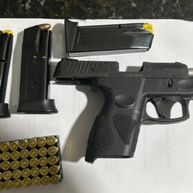 Megaoperação policial cumpre mandados em Maringá, Sarandi e mais 25 cidades; grupo movimentou R$ 2 bilhões com jogos de azar Foto 4 Fotos de Megaoperação policial cumpre mandados em Maringá, Sarandi e mais 25 cidades; grupo movimentou R$ 2 bilhões com jogos de azar